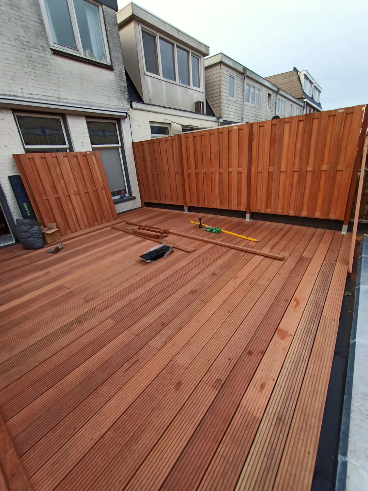 Nieuw dakterras in hardhout